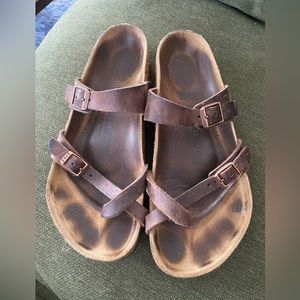 Mayari Birkenstocks